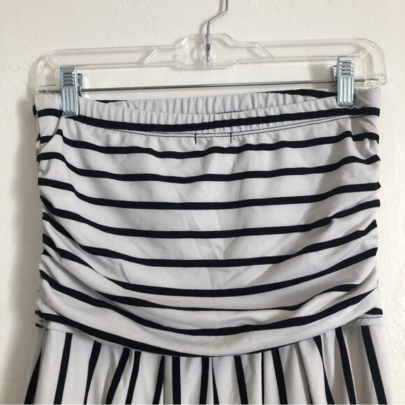 J For Justify Strapless Pockets Black and White Striped Wide Leg Romper Jumpsuit - Picture 7 of 10